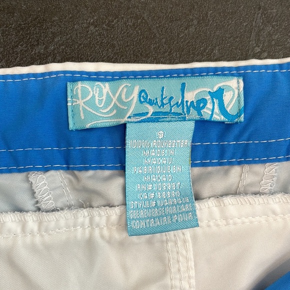 Roxy Quiksilver blue and white board shorts juniors size 9. - Picture 3 of 5